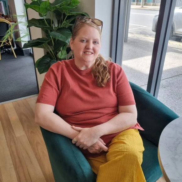 Meet your Posher, Amanda - Picture 12 of 14